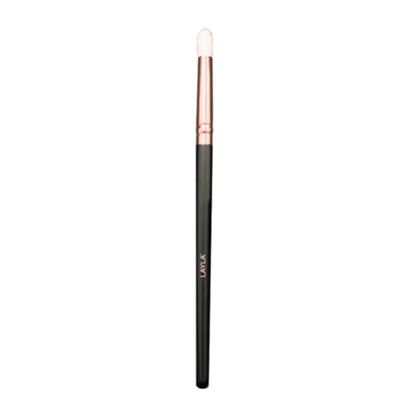 Layla Precision Crease Brush - E112