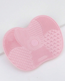 Beauty Apple-Shaped Small Makeup Brush Cleaning Pad - Baby Pink - 1pc