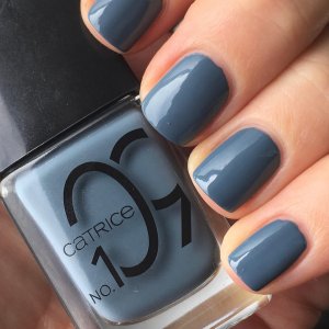 Catrice ICONAILS Gel Lacquer - 109 Sneakers & Denim