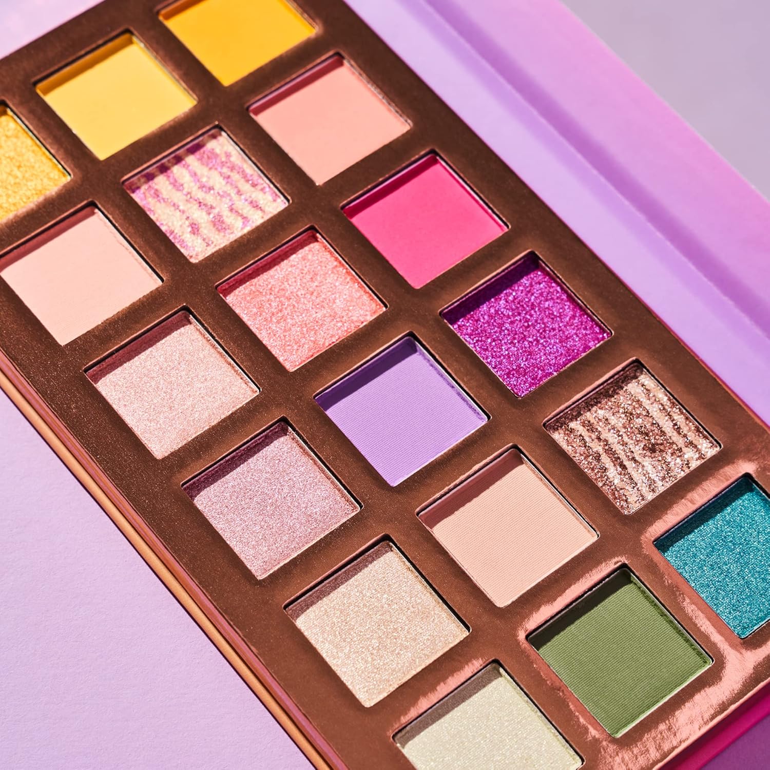 Essence Make Beauty Fun Eyeshadow Palette