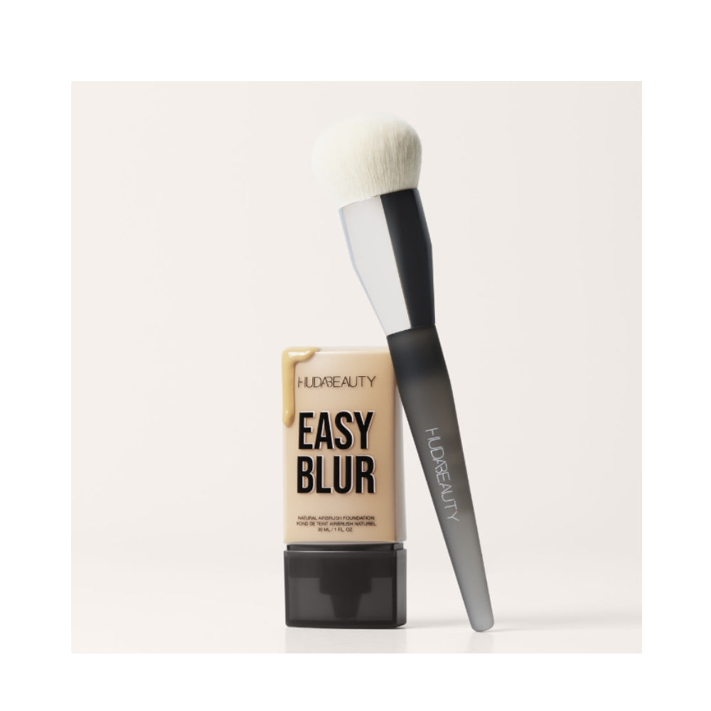 Huda Beauty Base Brush